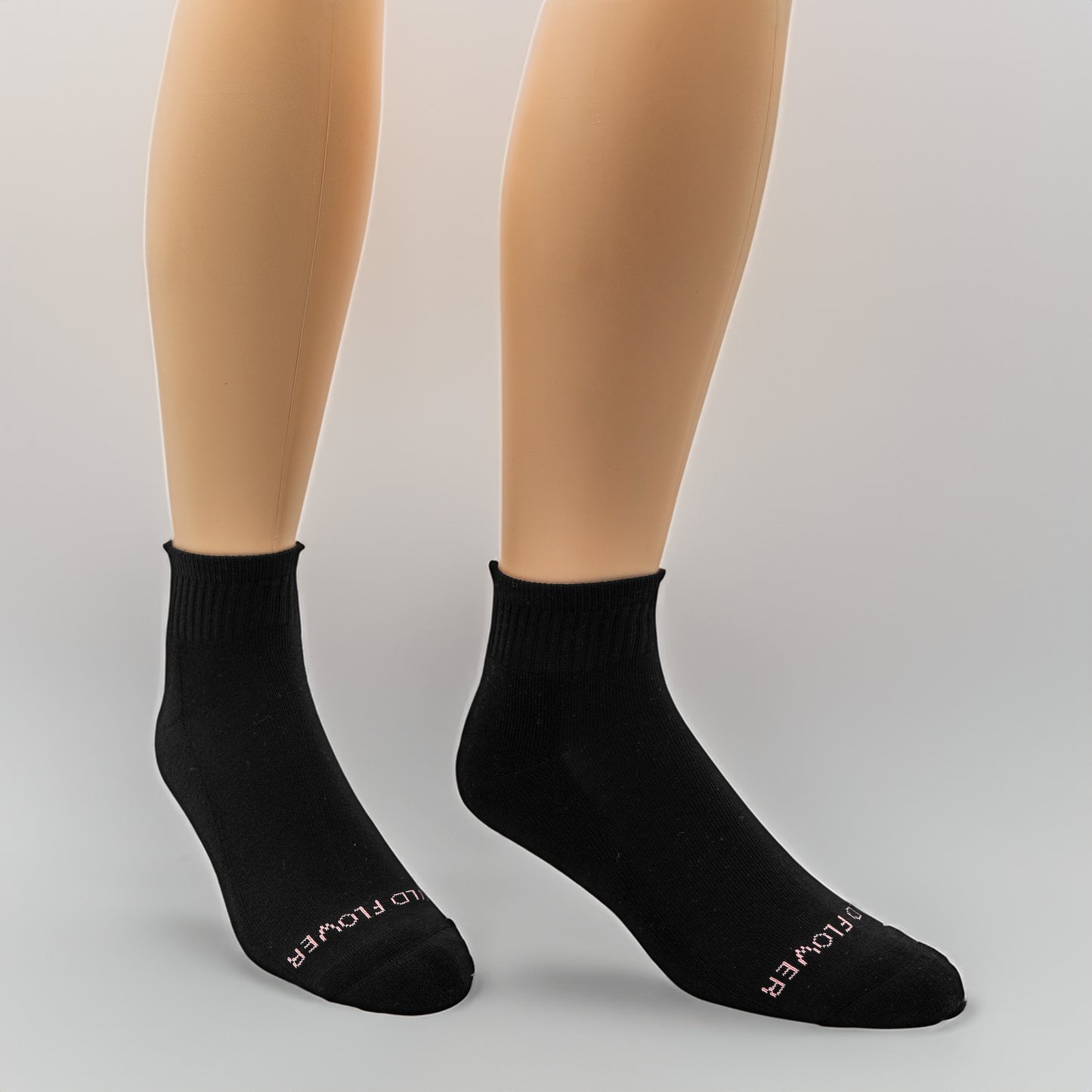 3-Pack Ladies Queen Size Medium Weight Quarter Socks