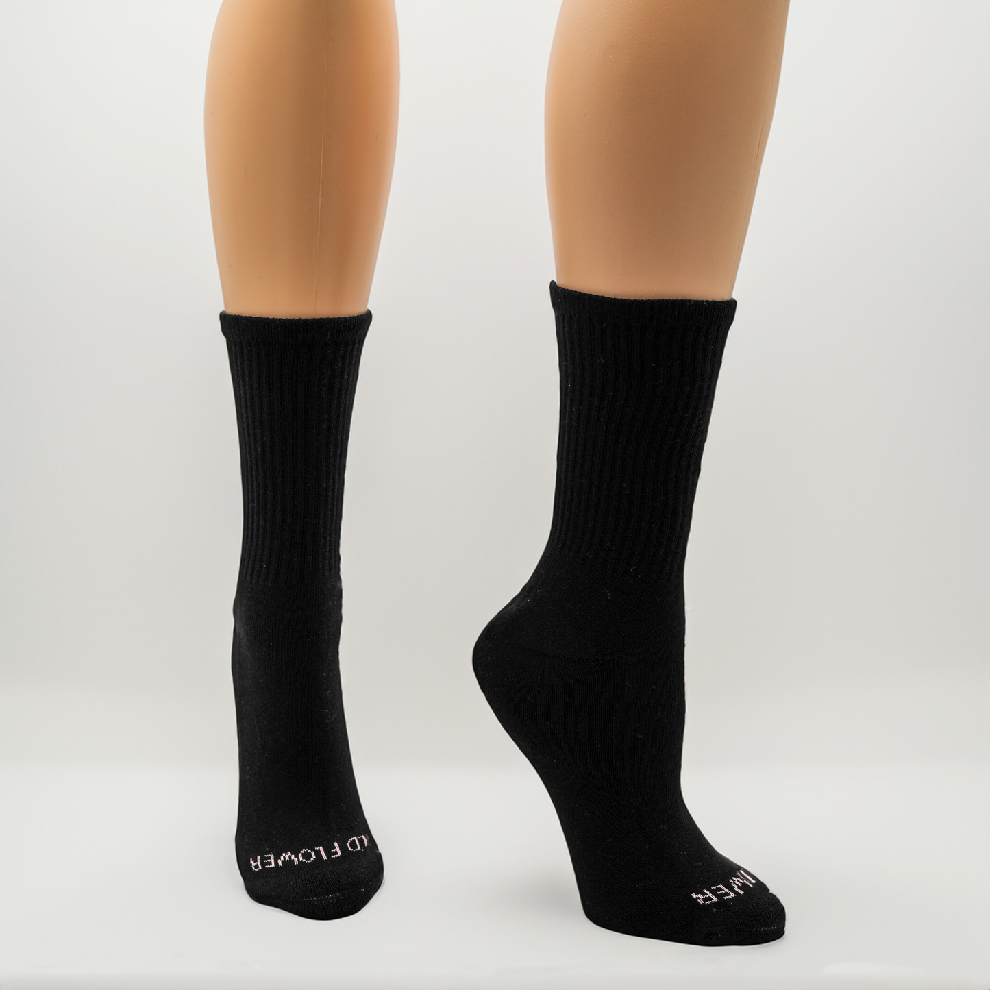 3-Pack Ladies Medium Weight Crew Socks