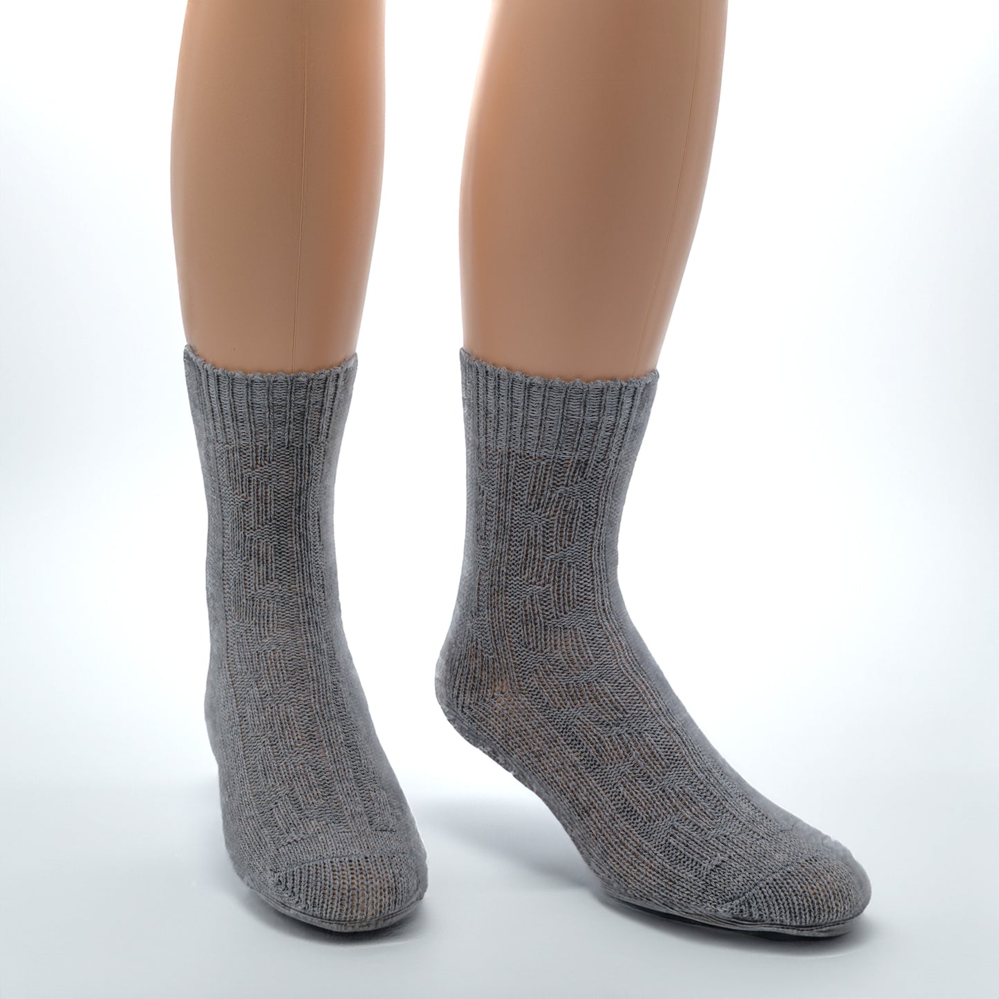 Ladies Wool Blend Cable Knit Crew Socks
